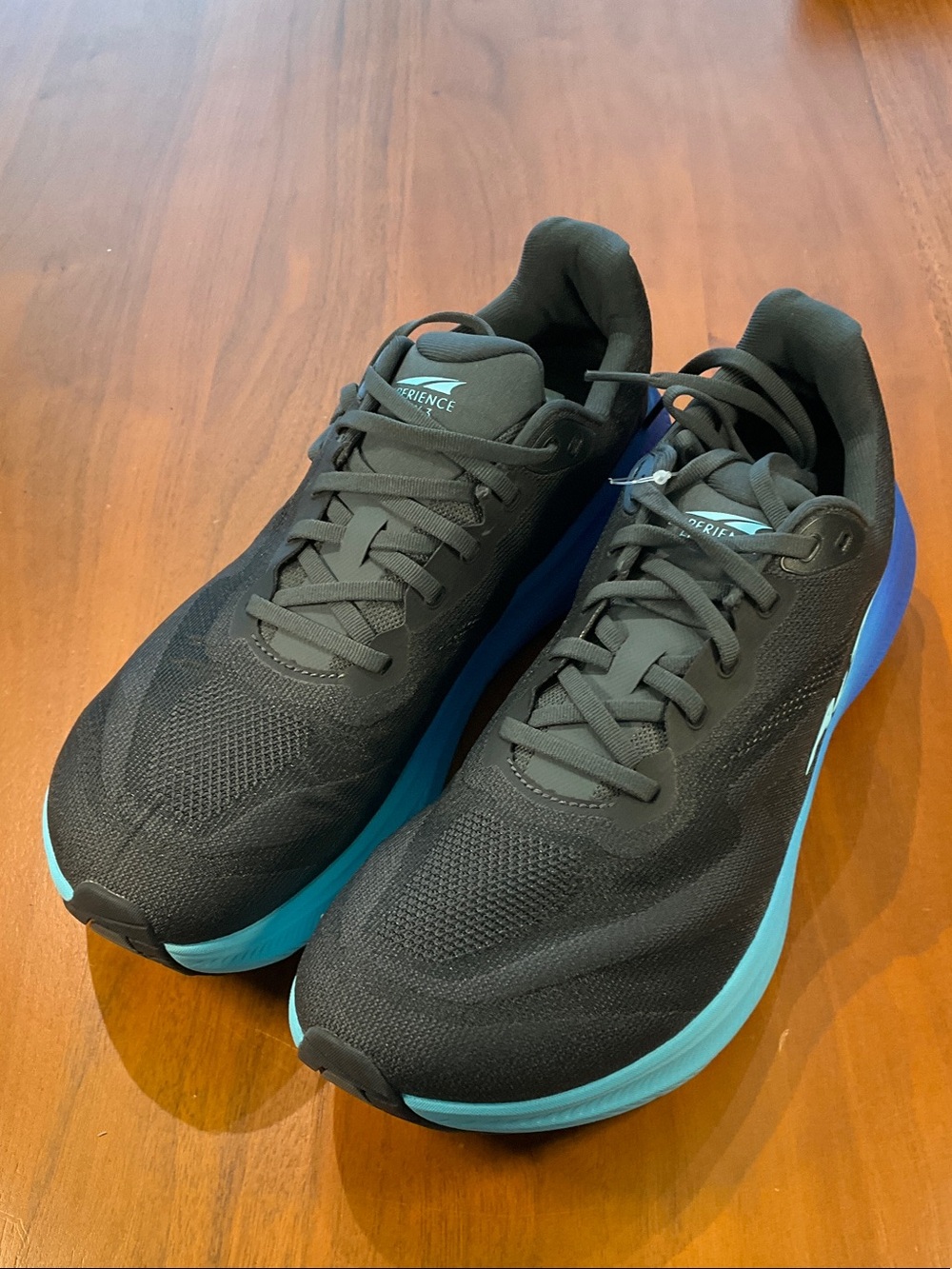 Flow 3 Altra Men's Black and Teal Athletic Running Shoes sample